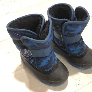 Kamik toddler snow boots